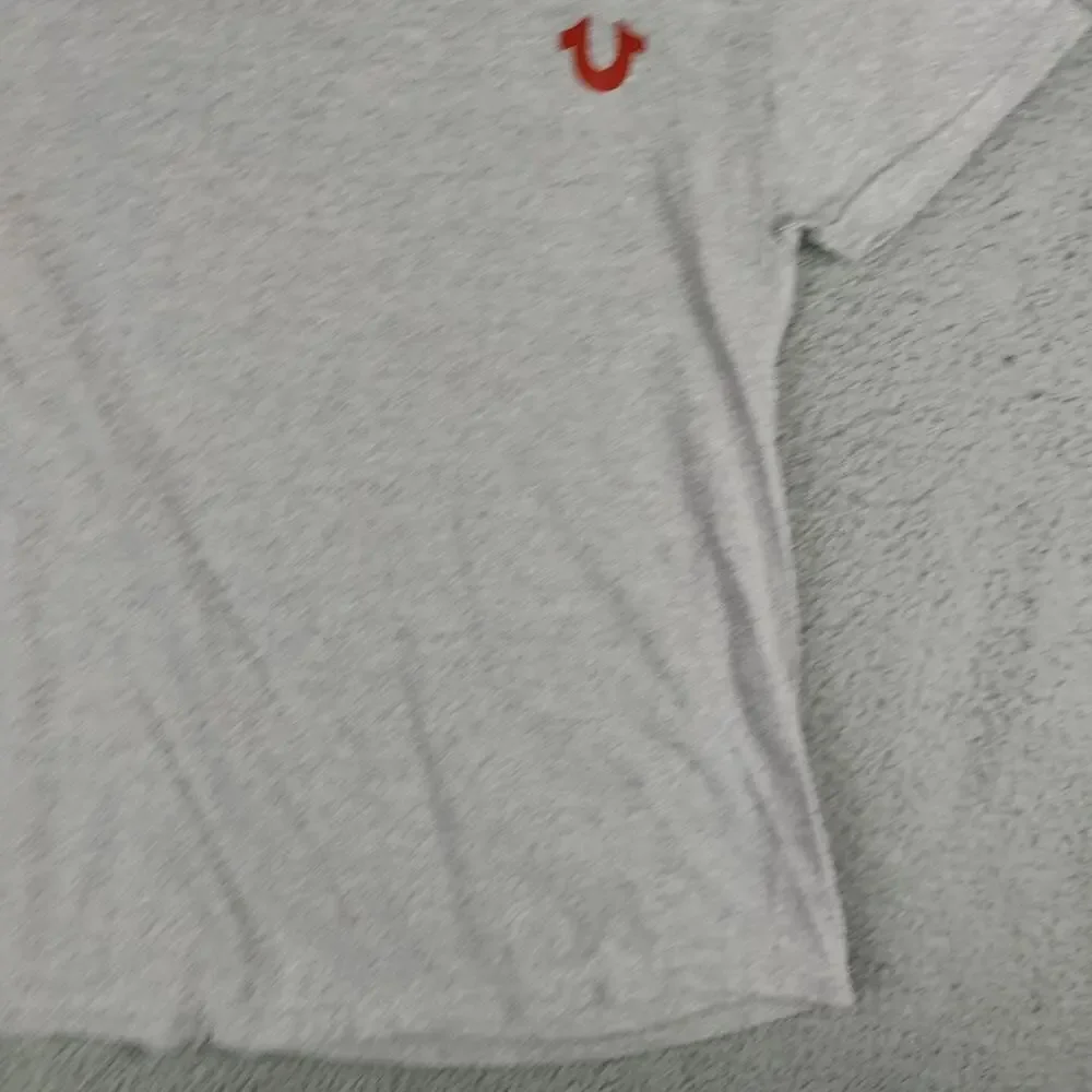 True Religion Shirt Men's Medium Gray Gray Short Sleeve Crew Neck Tee Shirt